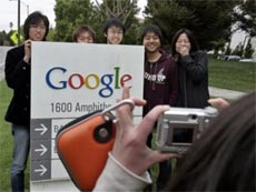 Google vượt mặt Microsoft, trở thành thương hiệu số 1 thế giới